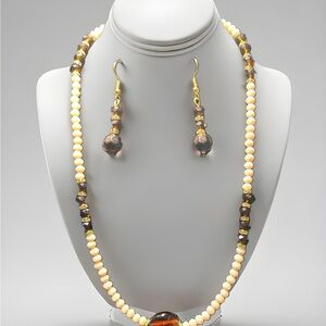 Elegant Cream and Gold Beaded Necklace and Earring Set